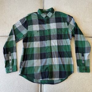 Express Men’s Flannel Green/Gray/Black Plaid Men's Shirt - Large